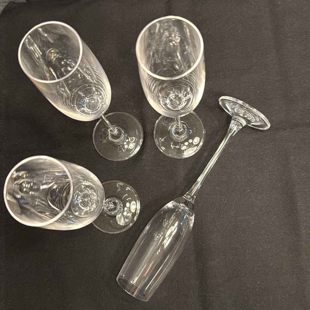 NWOB Lenox  Set of  (4) 10” Champagne Flutes. - Picture 2 of 5